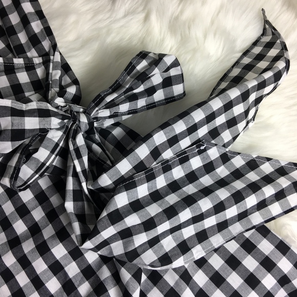 Black & White Gingham Wrap Dress with Puff Sleeves - Picture 8 of 8